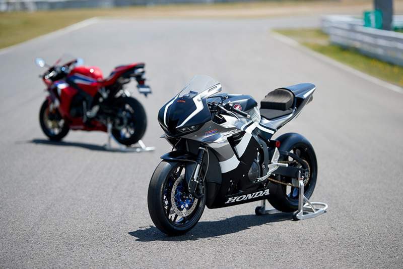 TRACK READY: Honda’s CBR600RR gets the HRC treatment. Coming for 2021.