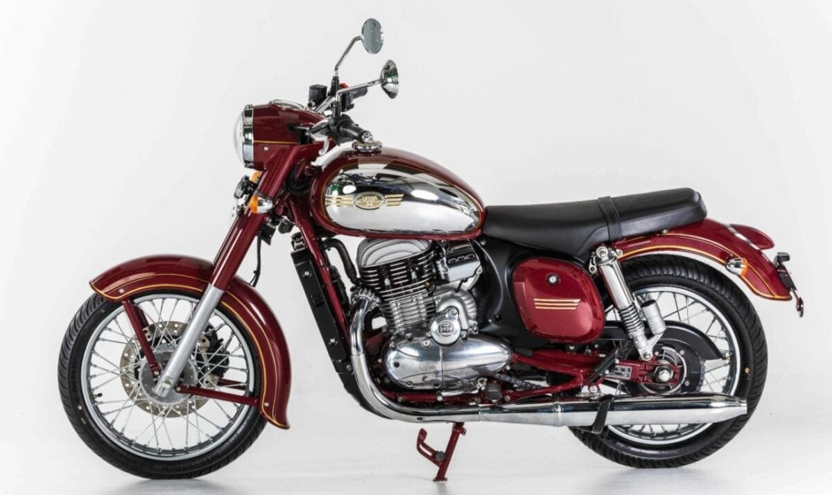 Jawa’s 300CL is coming to Europe. Here’s what YOU need to know.