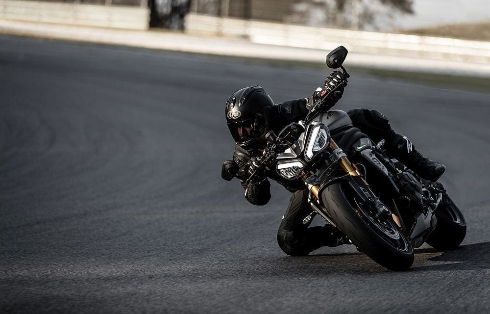 Triumph reveals its FASTEST and LIGHTEST Speed Triple ever