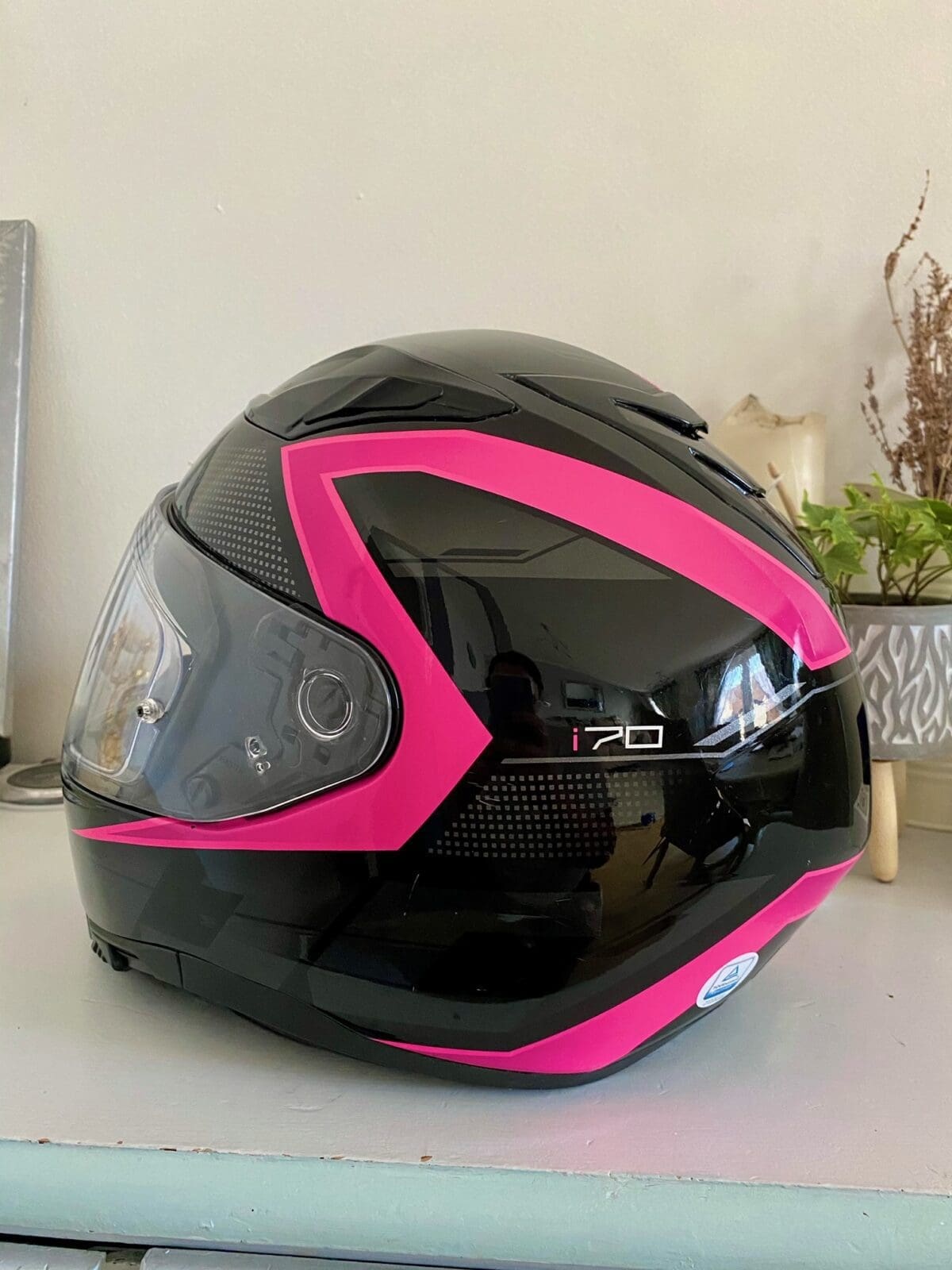 HJC i70 Astro motorcycle helmet from behind