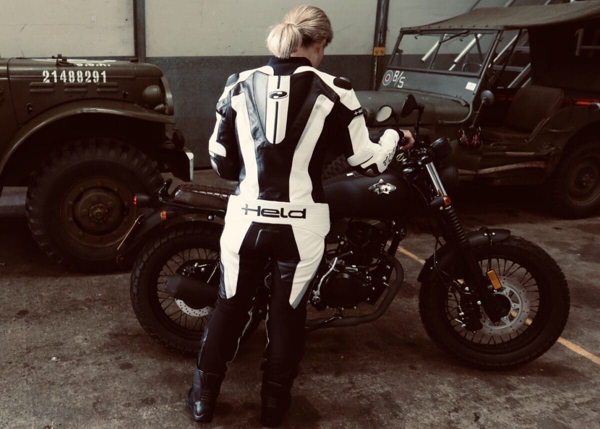 Ladies Who Ride! Review: Held Ayana II one-piece ladies motorcycle leathers