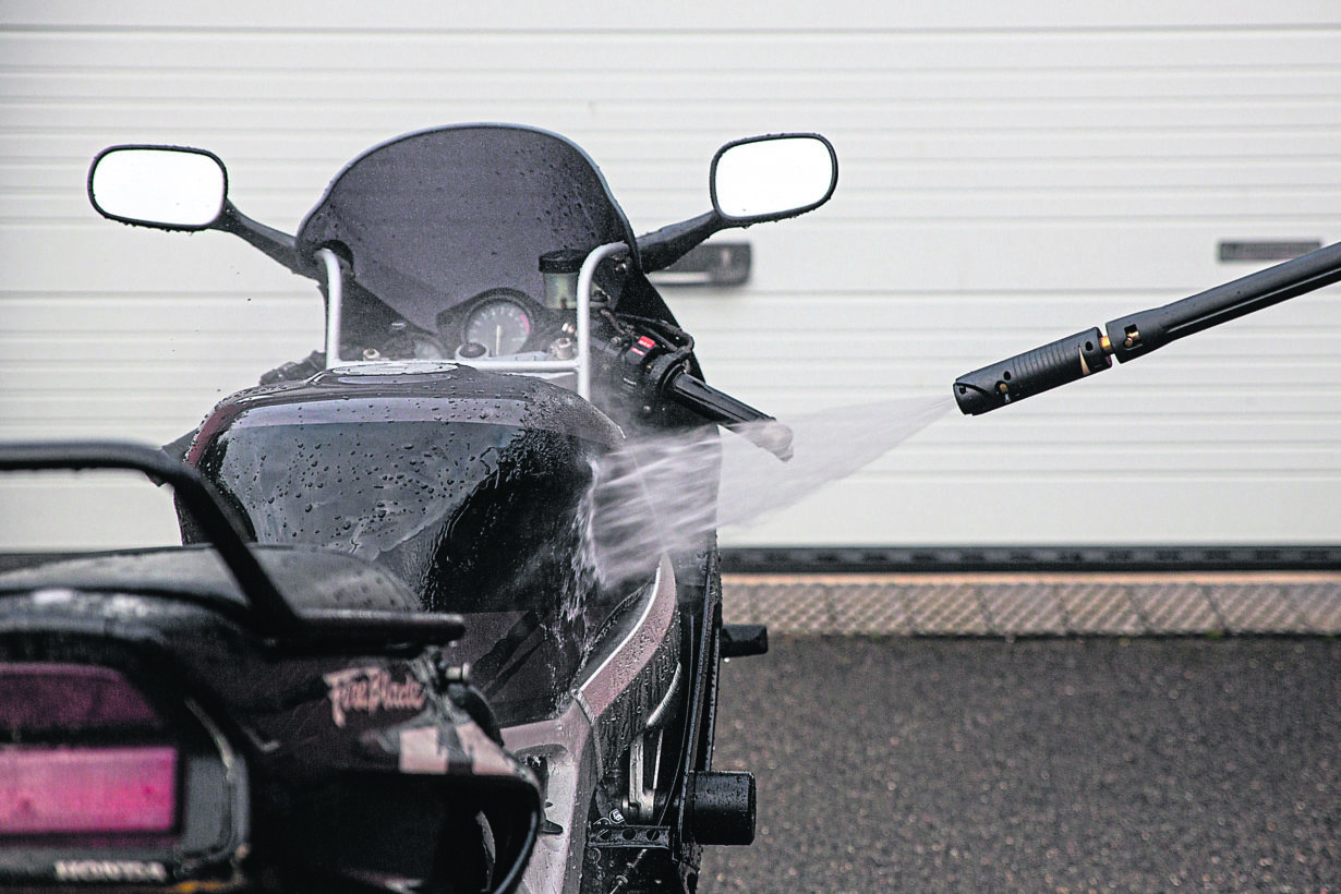 Dirty Bikes! A guide to pressure washing..