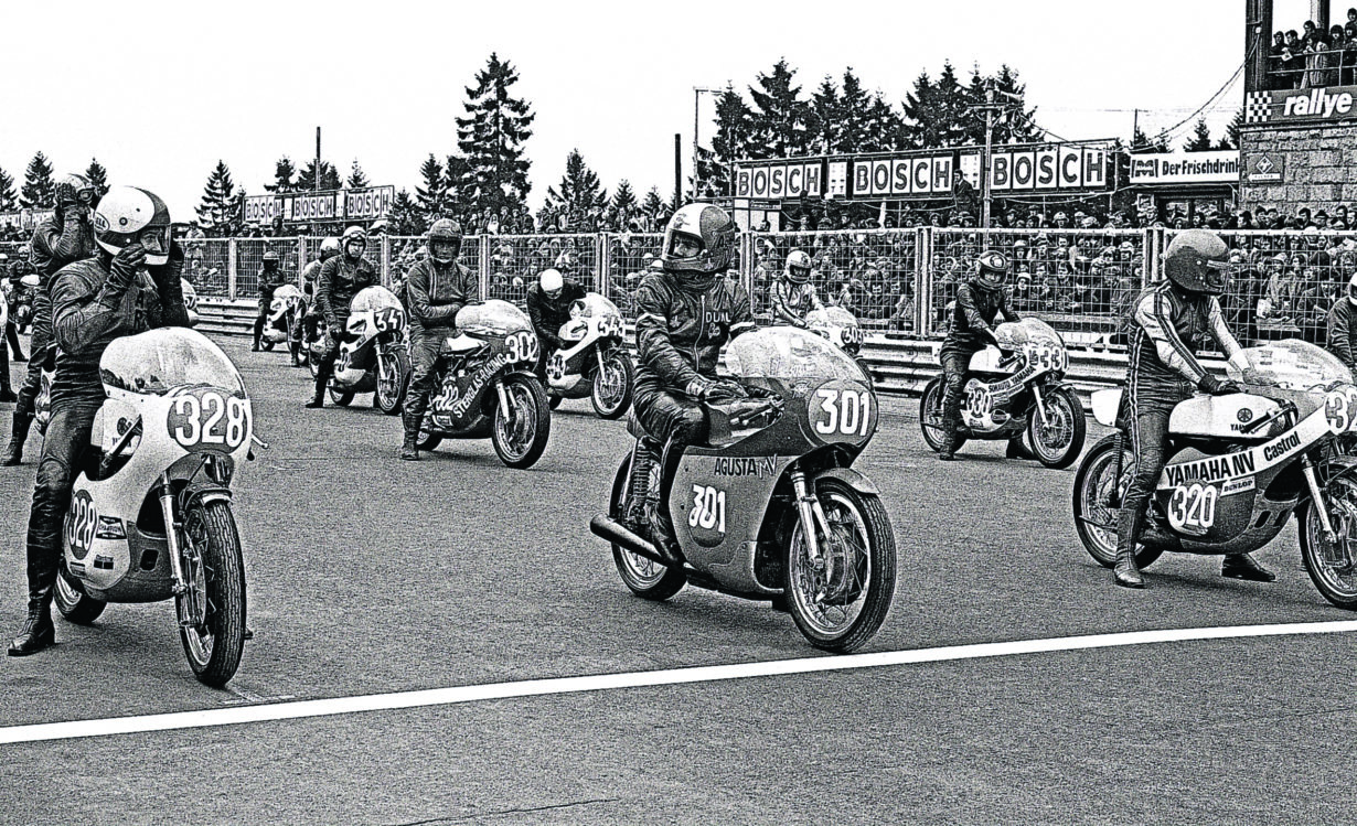 Startline at the 1972 Nurburgring in Germany No. 301 Agostini on a 350 MV there was som intinidating looks at the start of the 350 between Saarinen (Yamaha) and Agostini.