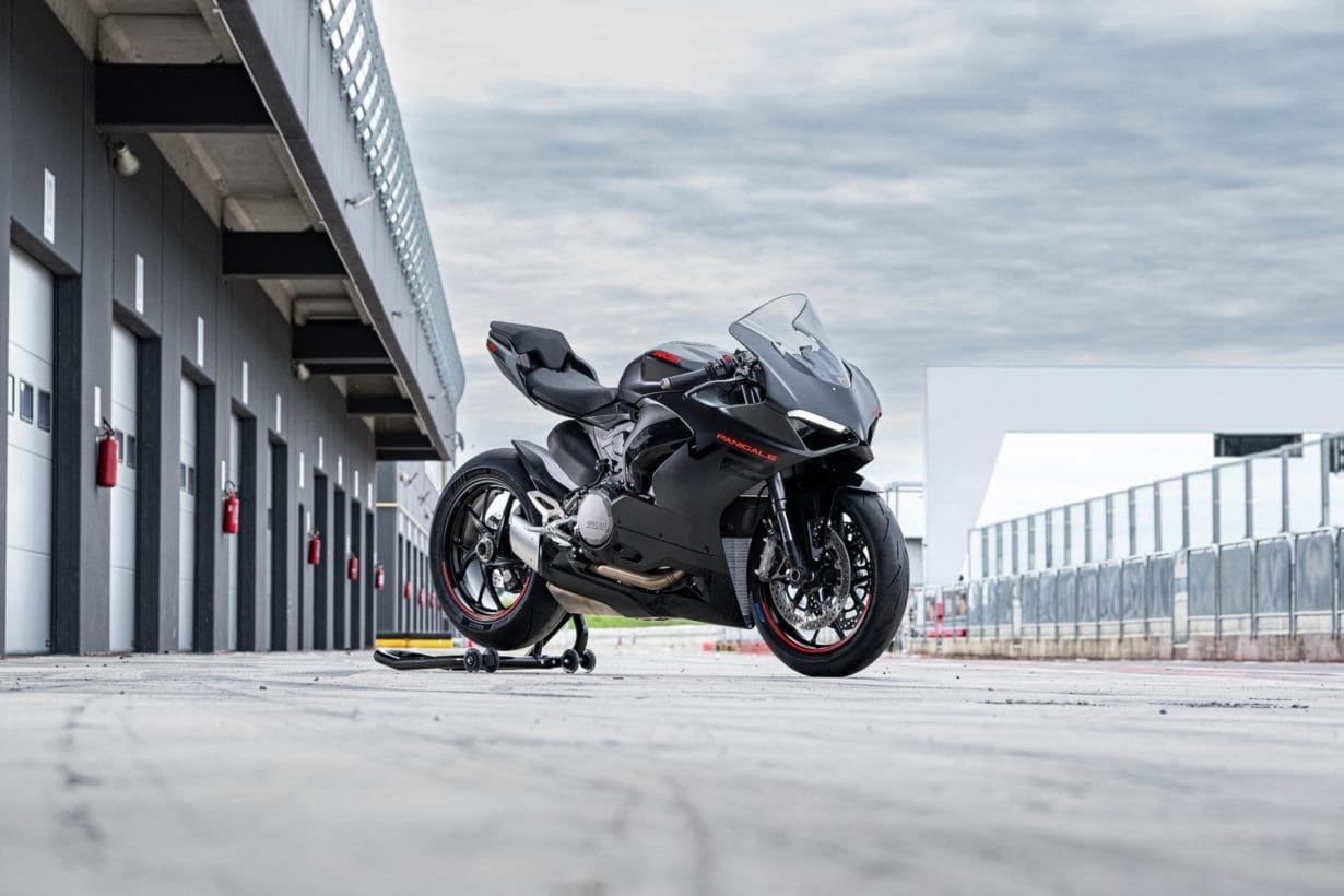 Mean and Moody: new black-on-black livery for the Panigale V2