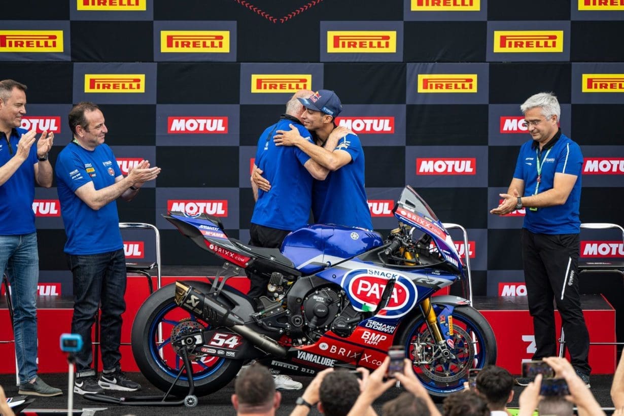 Toprak Razgatlıoğlu Gifted His 2021 Title-Winning Yamaha R1 in Misano 
