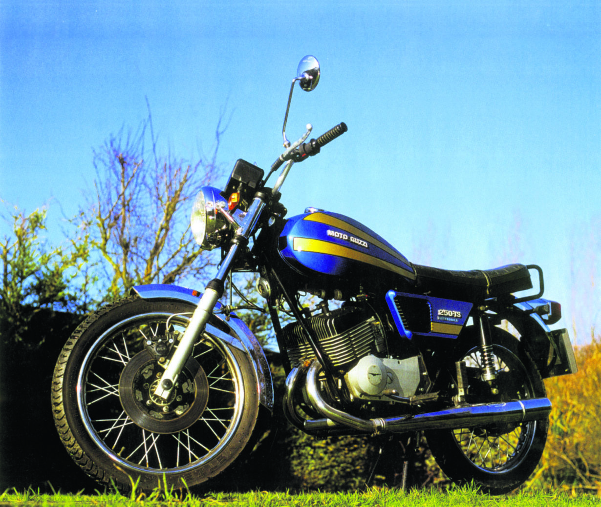 Moto Guzzi 250 TS