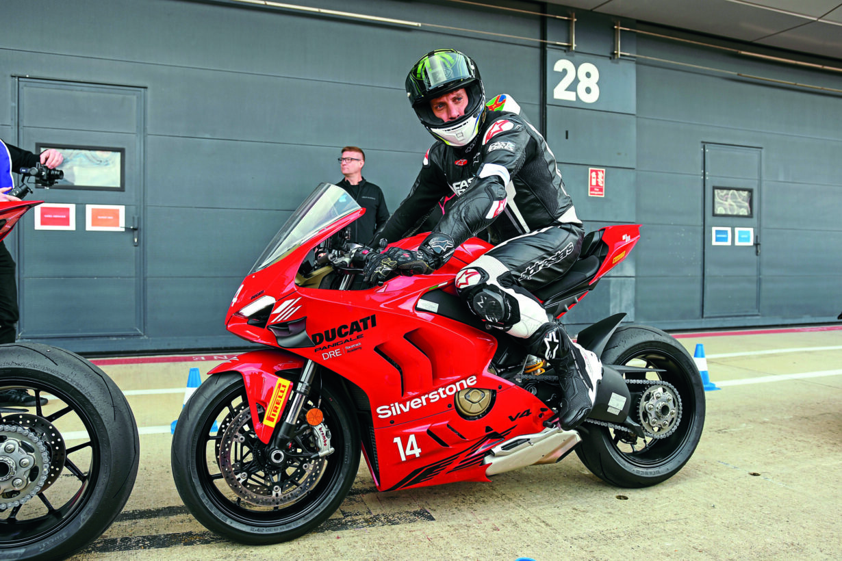 Ducati DRE: Race Academy