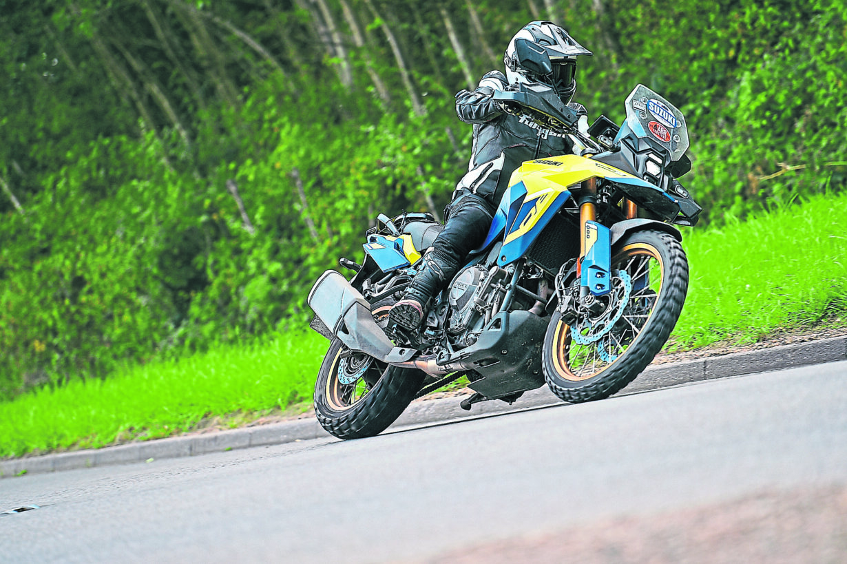 Suzuki V-Strom 800 DE 