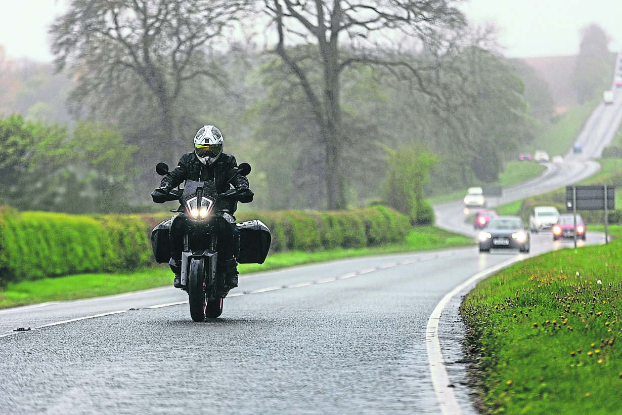 LONG TERMER: KTM 890 SMT