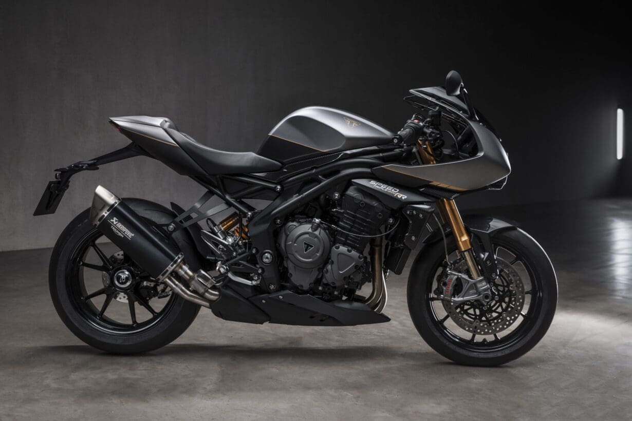 TRIUMPH: Limited edition Speed Triple 1200RR in association with Breitling