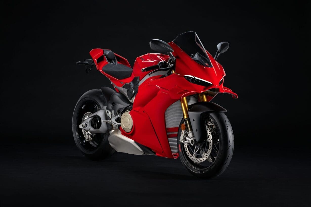 Ducati: 2025 V4 Panigale revealed