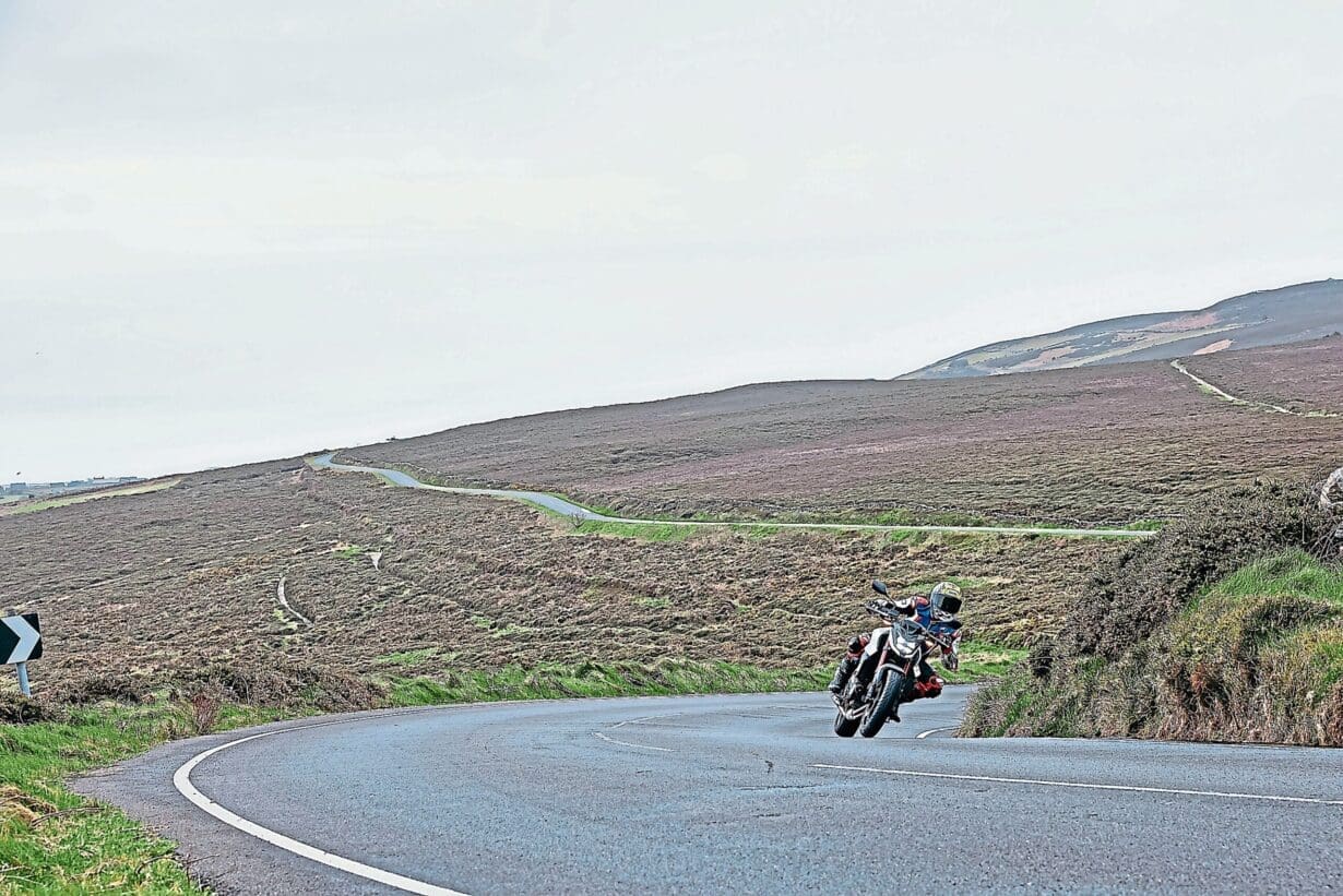 TESTED: Metzeler’s Roadtec 02