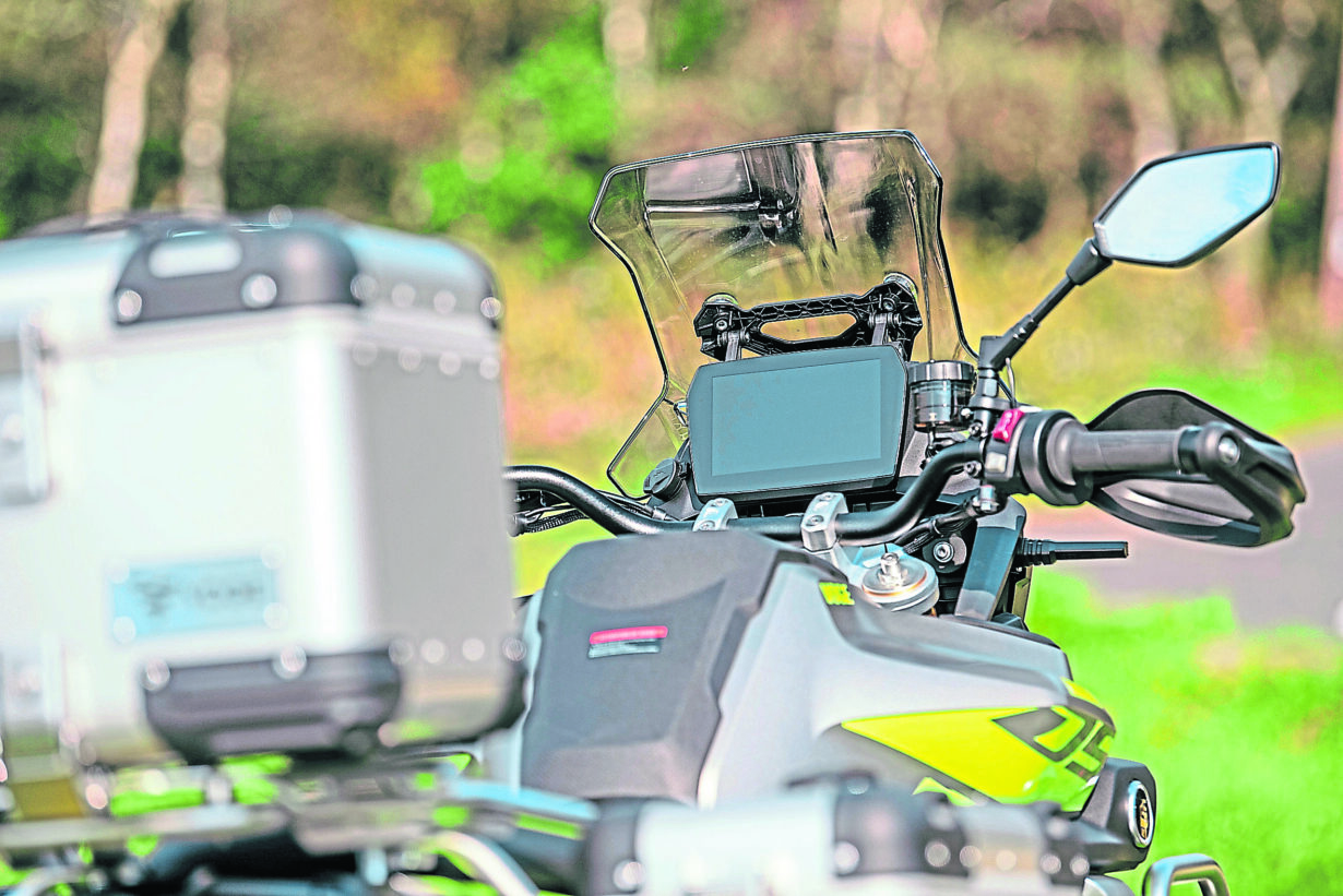 Voge 900DSX
