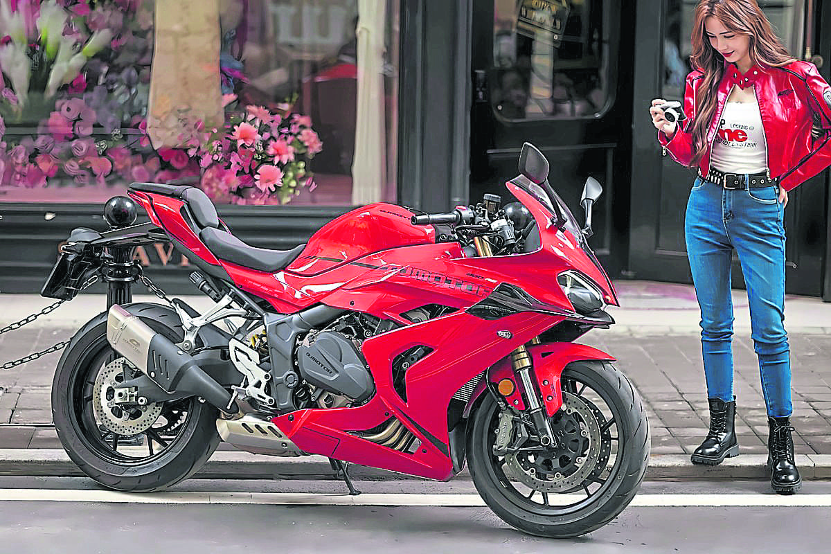 SUPERSPORTS for a snip!