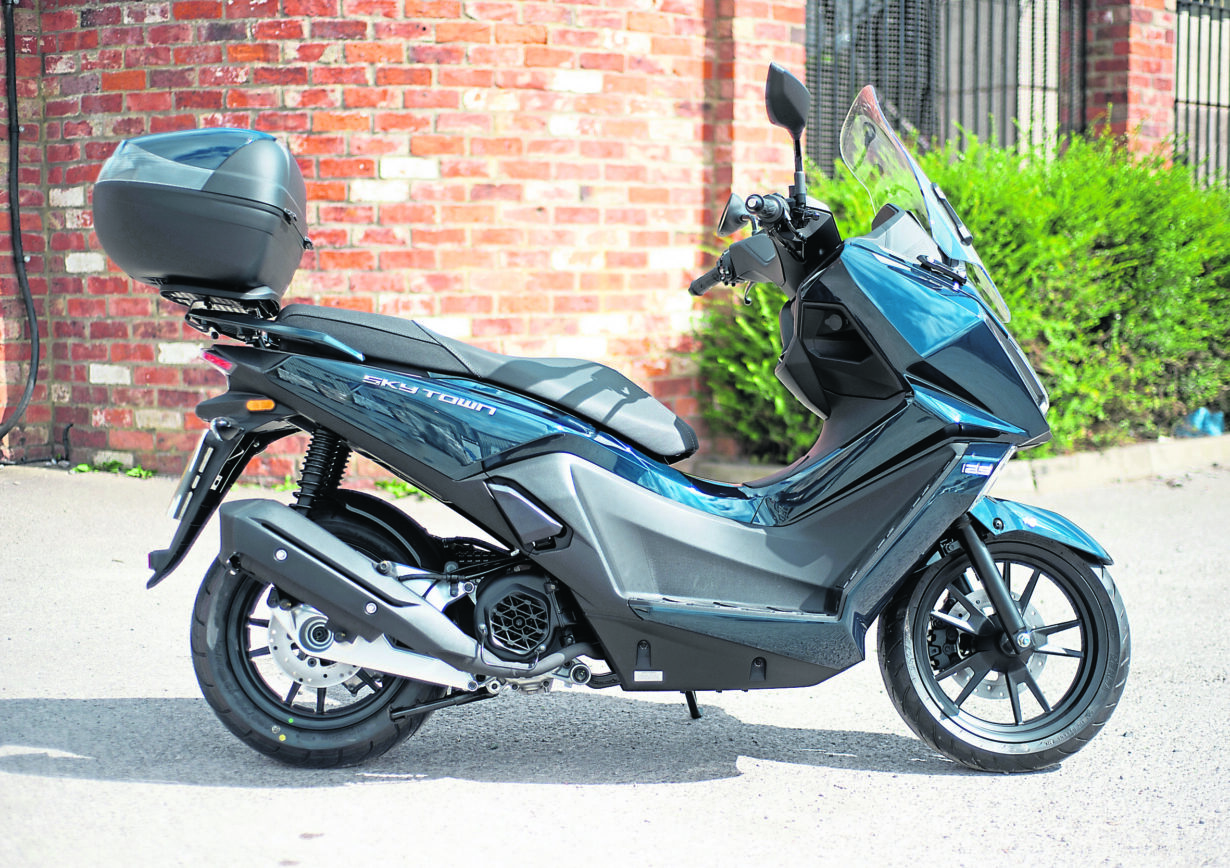 Kymco Skytown 125 PHOTOS: Leah Furlong
