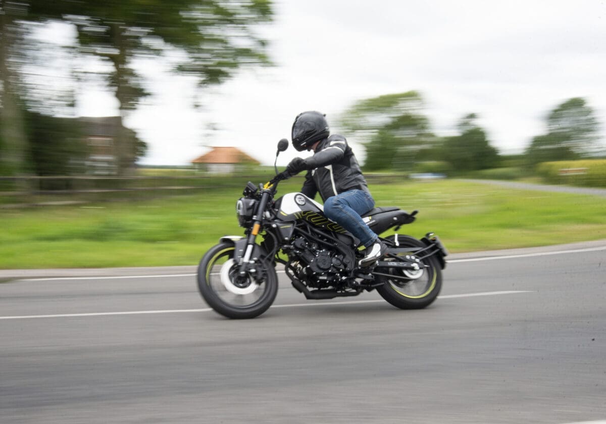 Quick Spin: Benelli Leoncino 125