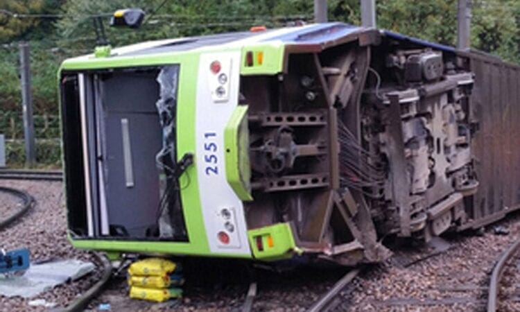 Tram which derailed in Croydon in 2016
