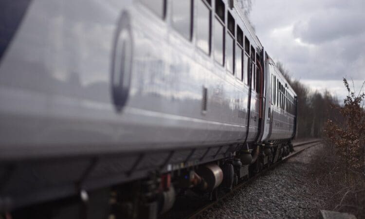 Dry ice pellets to blast leaves off train tracks