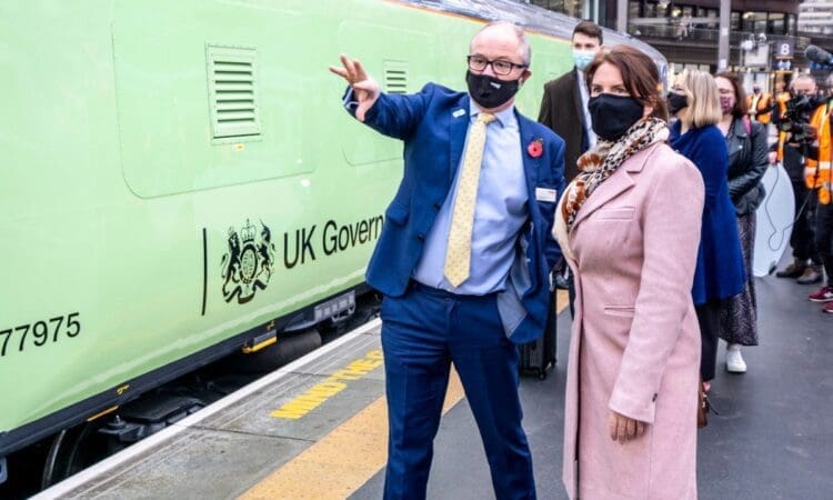 DfT minister tours British low-carbon trains with Network Rail at COP26