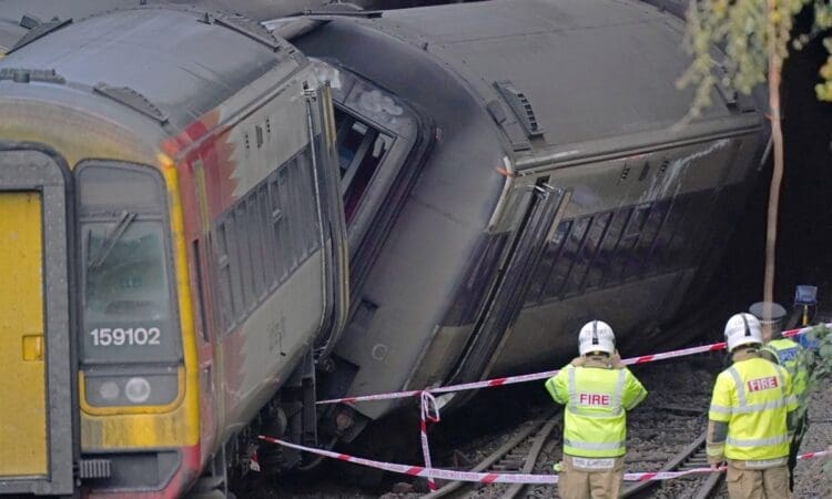 Salisbury rail services to fully resume 16 days after crash