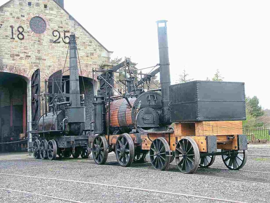 The Steam Elephant replica (left) and that of Puffing Billy on the Pockerley Waggonway at Beamish Museum. The waggonway opened in 2001, and represents the year 1825, the year the Stockton & Darlington Railway opened, the world’s first public steam-operated passenger line. The engine shed is of a decidedly contemporary design. BEAMISH MUSEUM