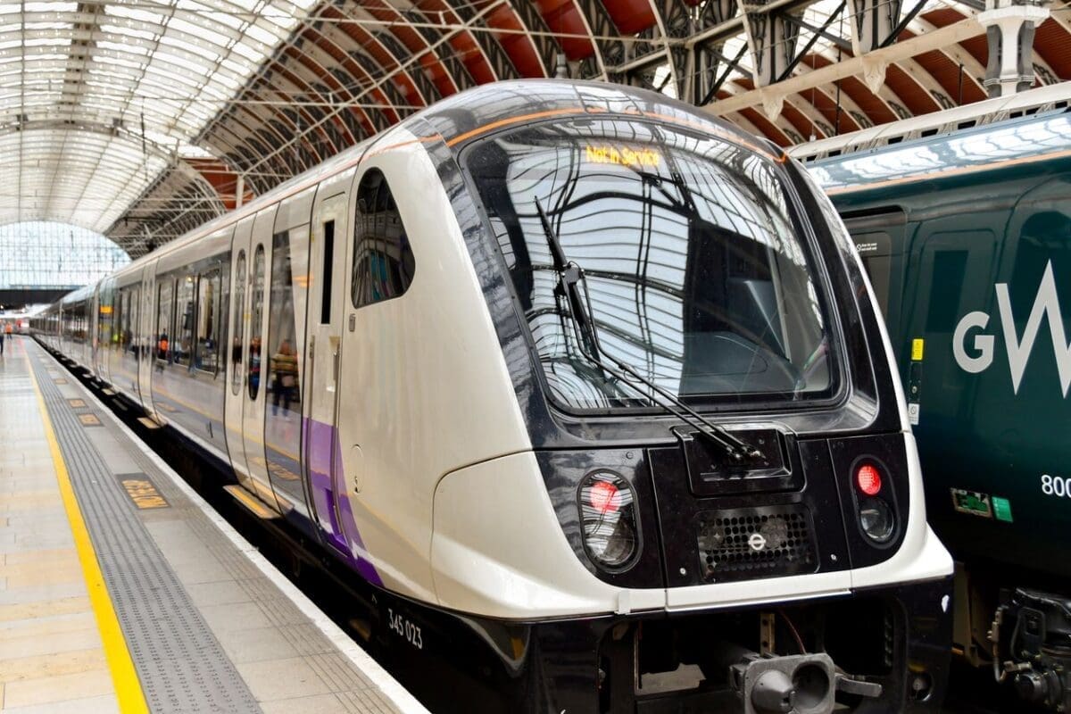 Peer calls for toilets on new Elizabeth line trains after passeng …