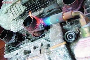 Suzuki GS750 motorcycle engine overhaul