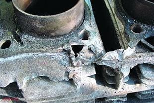 Suzuki GS750 classic motorcycle engine overhaul