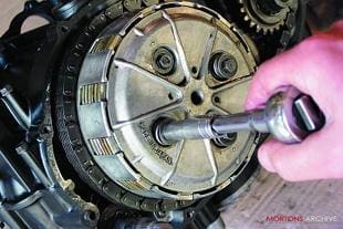 Kawasaki Z400 motorcycle engine rebuild