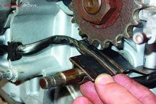 Assembling a Yamaha XS650 motorcycle engine and gearbox