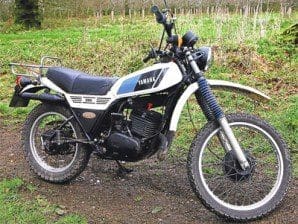 Yamaha DT250: on the trail