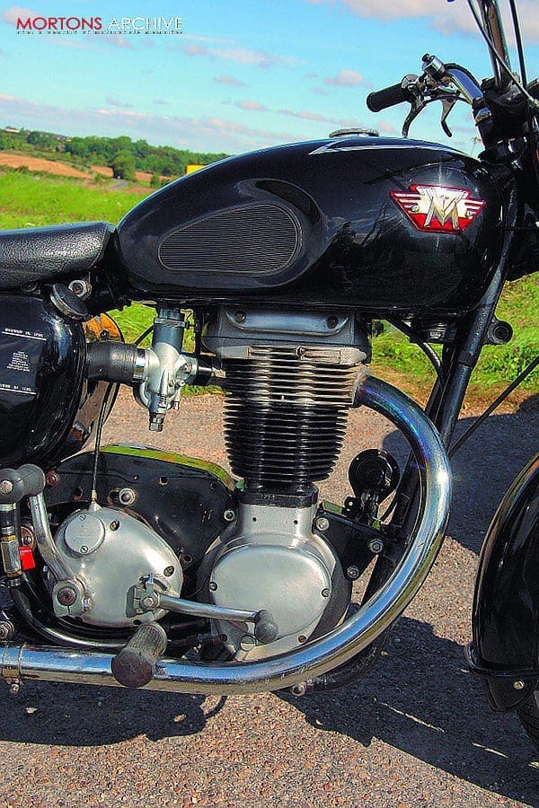 Norton ES2 and Matchless G3