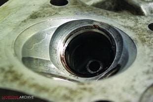 Kawasaki Z400 motorcycle engine rebuild