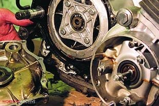 Honda CB750K2 motorcycle overhaul