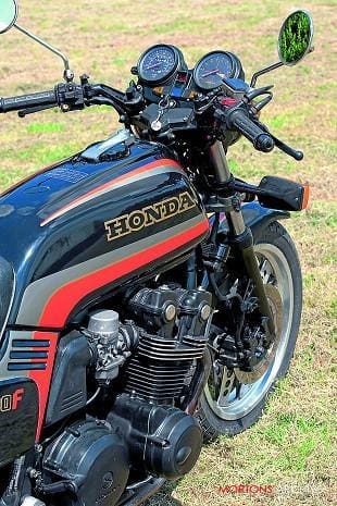 Honda CB900