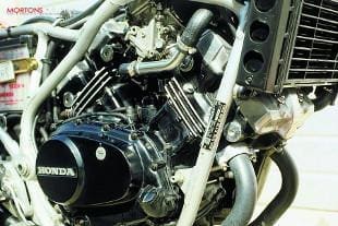 Honda VF motorcycle engine