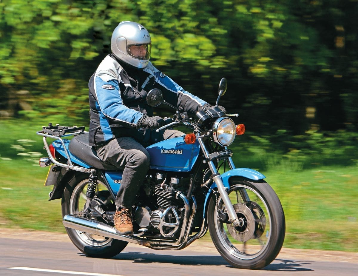 To the moon by Zed: 230,000 miles on a 1982 Kawasaki Z650 F3