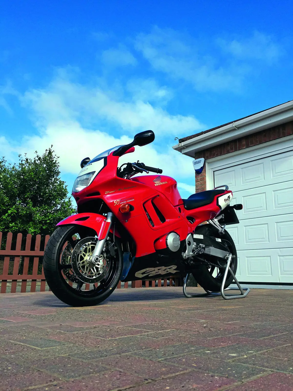 Show Us Yours: Neil and Jack’s 1998 Honda CBR600F