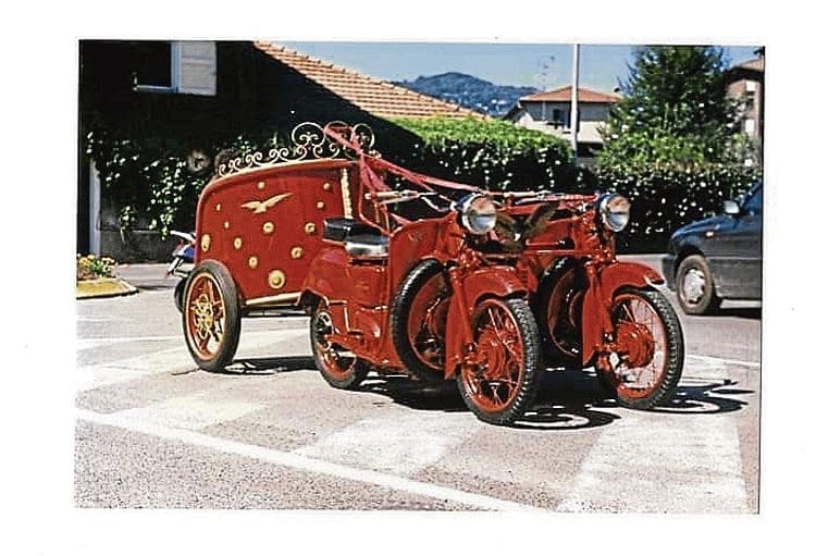 Galletto chariot and a restored Cardellino