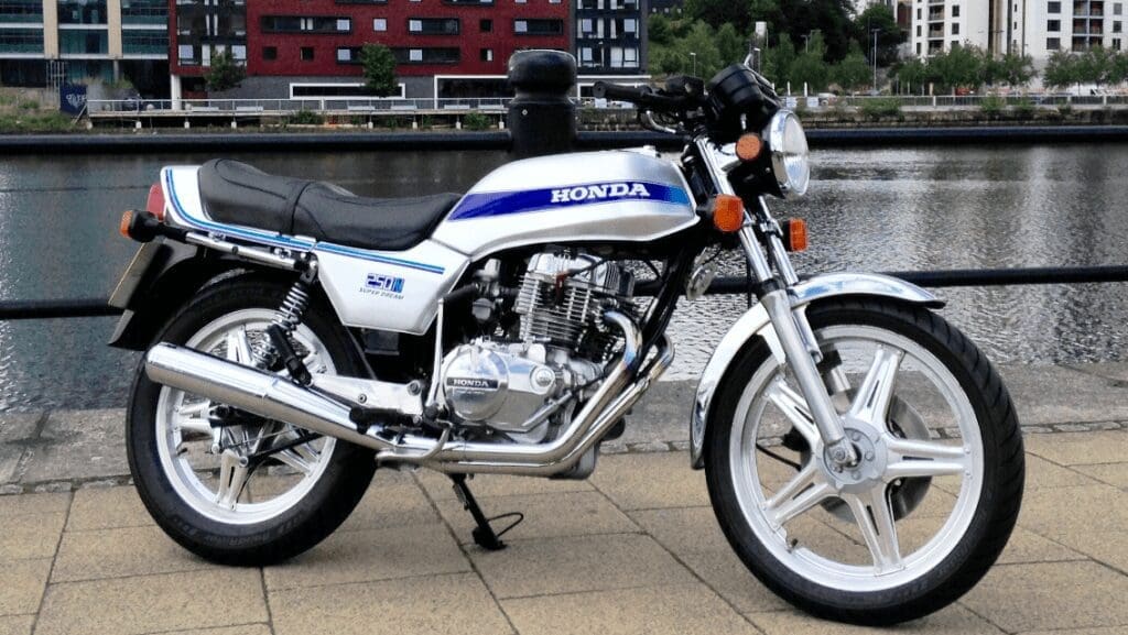 Show Us Yours: Paul O’Neill’s 1979 Honda CB250N Superdream