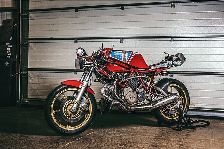 Red Fox Grinta. A classic Ducati.