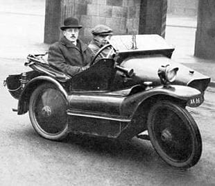 Alfred Angas Scott pilots his Sociable three wheeler in Jnauary 1917