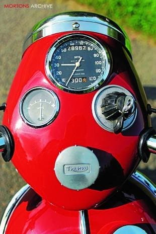 Triumph Speed Twin headlamp assembly