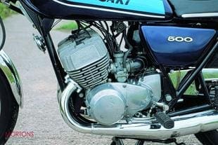 Kawasaki 500 triple two stroke perfiormance motorcycle