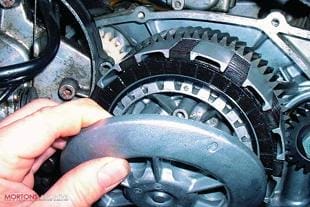 Yamaha RD400 Clutch overhaul