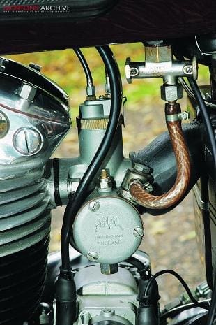 Ariel KH classic British motorcycle road test