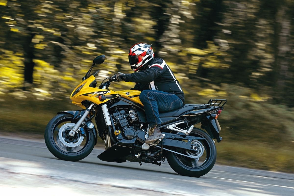Yamaha Fazer 1000 test ride: a modern classic?