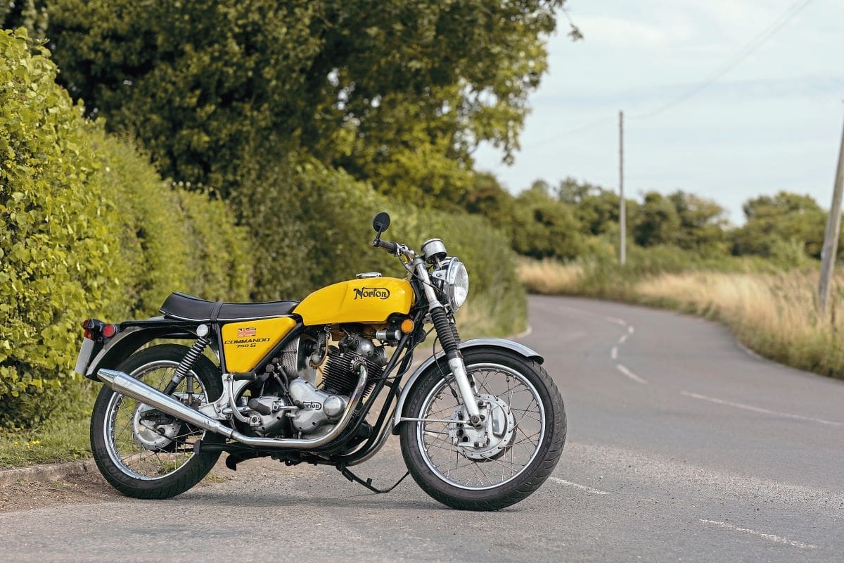 A quirky Norton Commando 750S