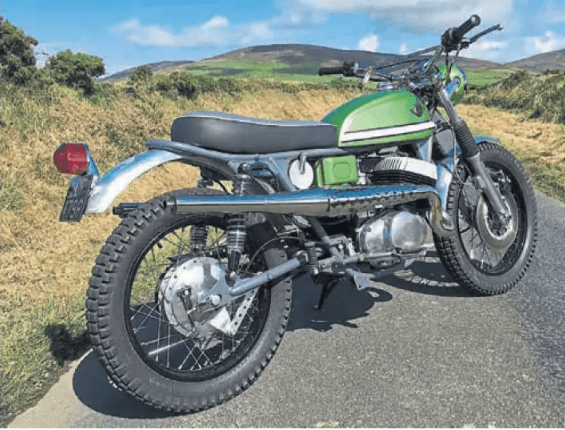 Suzuki T500 built by Tim Hurst