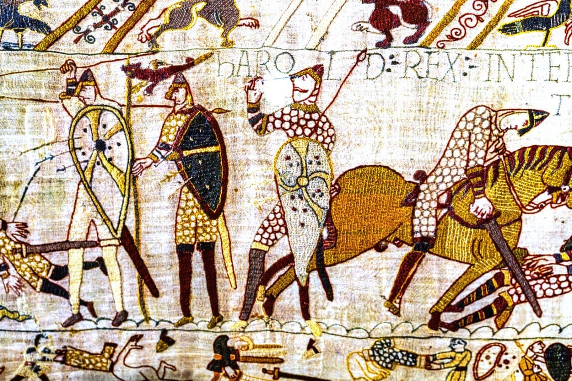 Bayeux Tapestry to return to England for first time in over 900 years